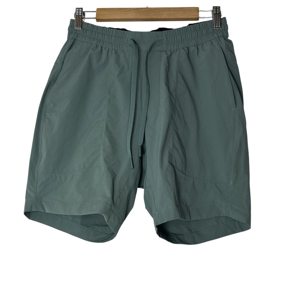 Lululemon Shorts Bowline Mens Small Stretch Gray Sage Atheisure Workout Pockets - Picture 2 of 8